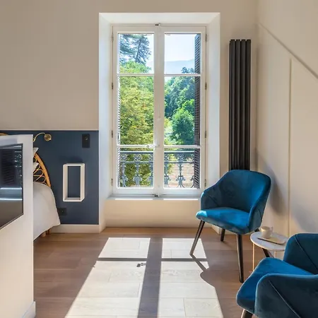 Standing 3* Le Bernascon