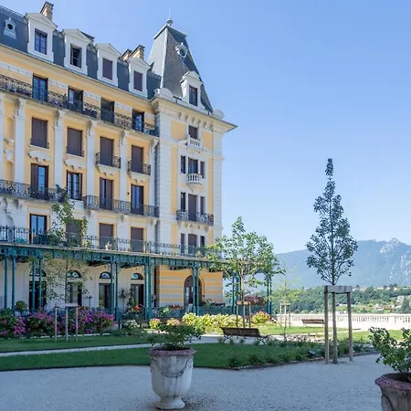 Standing 3* Le Bernascon *