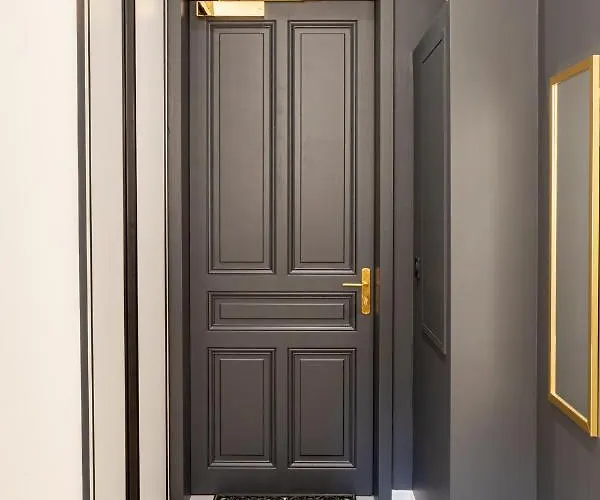 Standing 3* Le Bernascon 艾克斯莱班