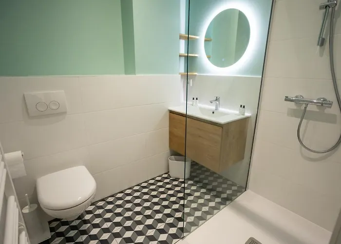 Standing 3* Le Bernascon Apartman *